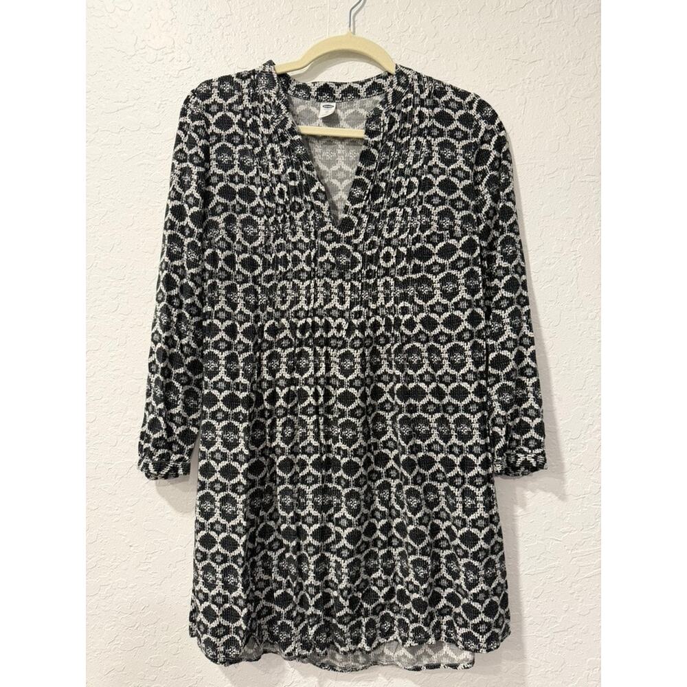 Old Navy Black White Geometric Print Dress Long Sleeve V Neck Size XS